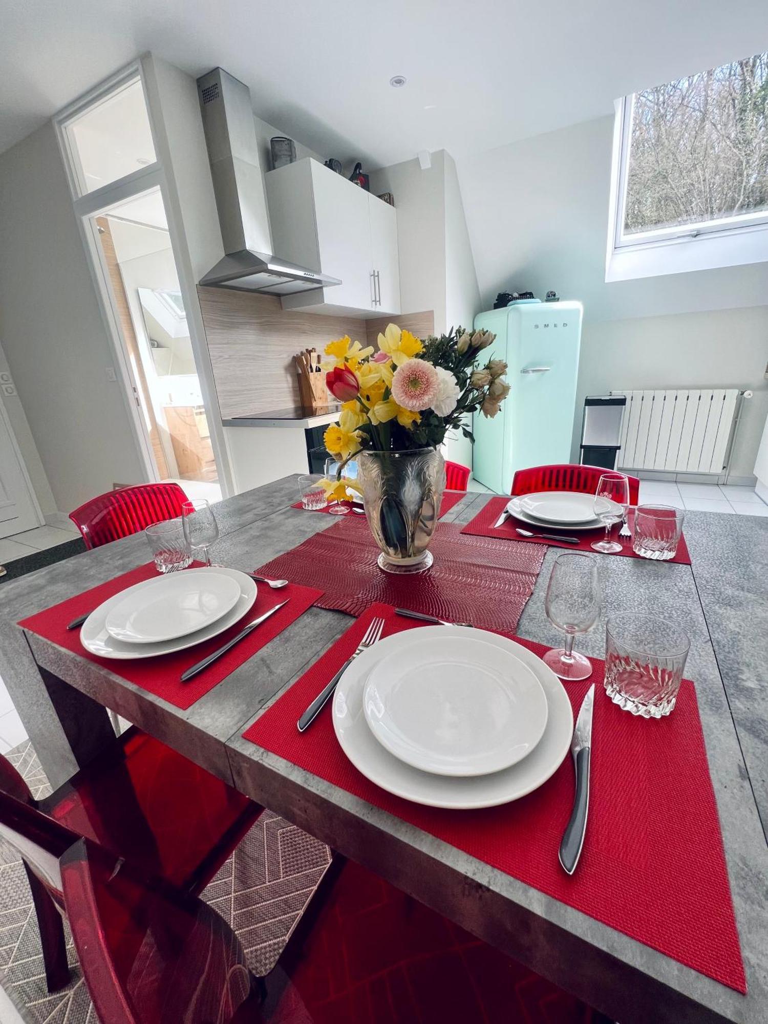 Le Manamour, Style Appart Hotel A 10 Min De Nevers Garchizy Buitenkant foto